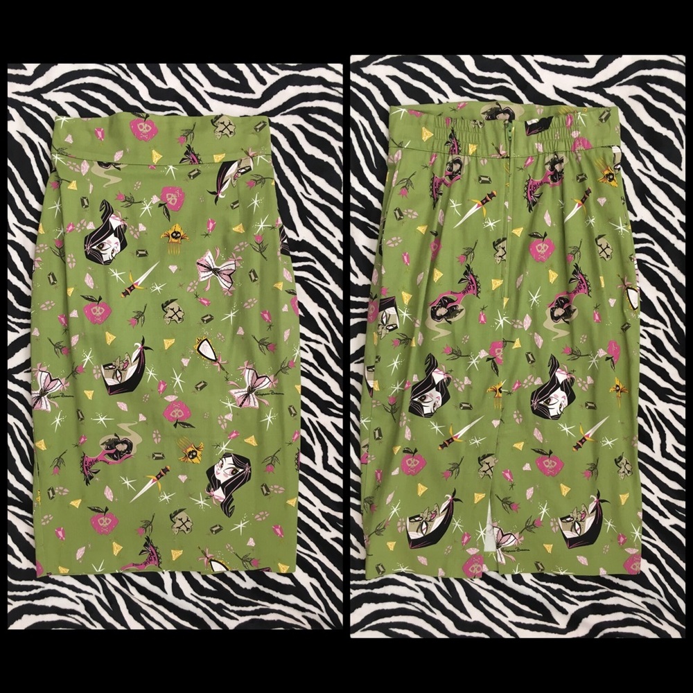 Laura Byrnes Poison Apple Pencil Skirt